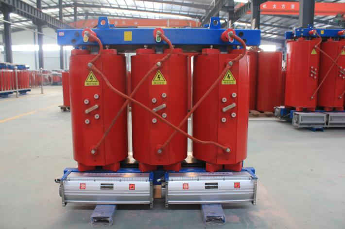 一般北京創(chuàng)聯(lián)匯通電氣全鋁的干式變壓器800kva價格是33900元，全銅的800kva干式變壓器價格是65000元。